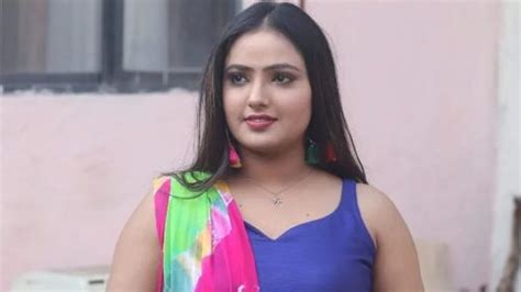 Shyna Khatri (Actress) Wiki, Age, Boyfriend, Family, Web Series。